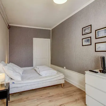 Le Gaston - Le Formel Apartament Dijon